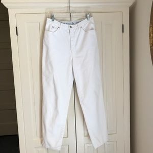 ANNE KLEIN WHITE JEANS